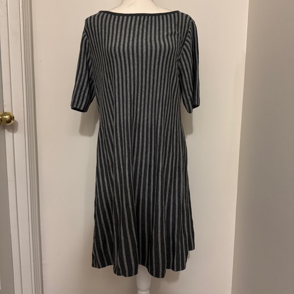 JustFab Black and White A-Line Midi Dress with Bateau Neckline, size 1X - Picture 3 of 8